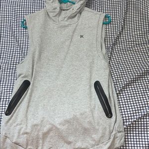 Kora fitness tank with hood